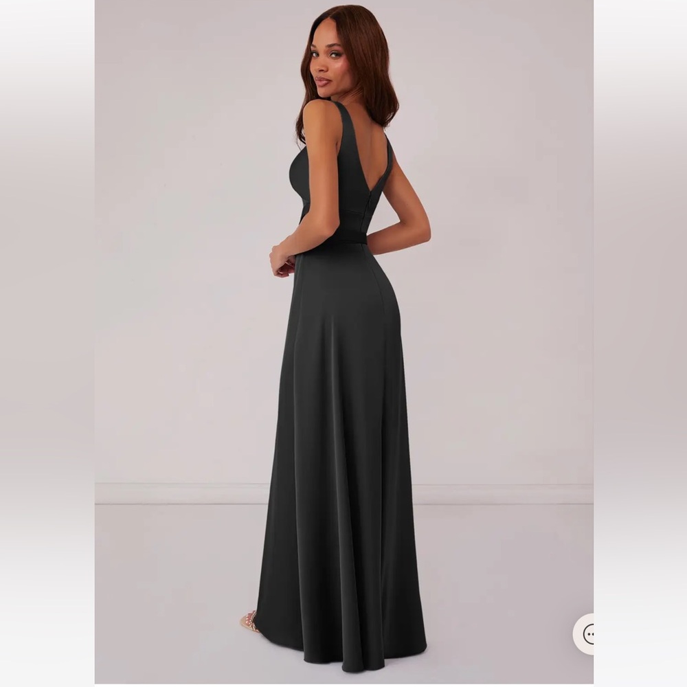 BARBIE™  AZAZIE 1012
V-Neck Empire Dropwaist Stretch Satin A-Line Dress black